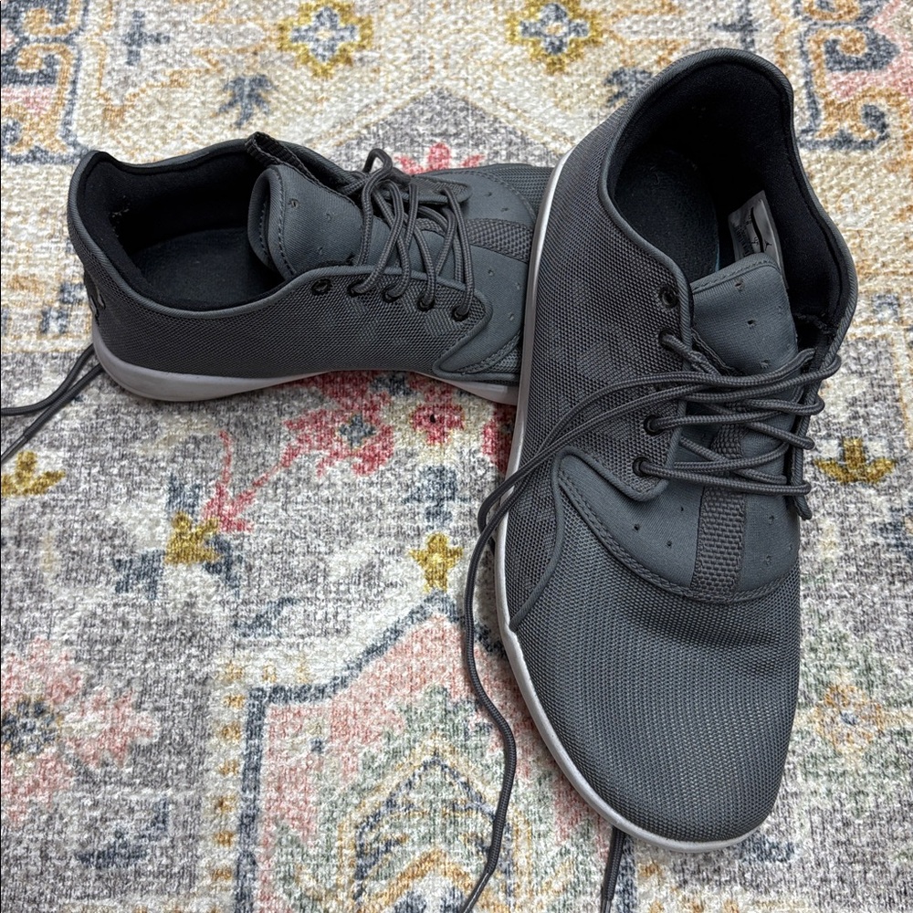 Jordan air tennis shoes